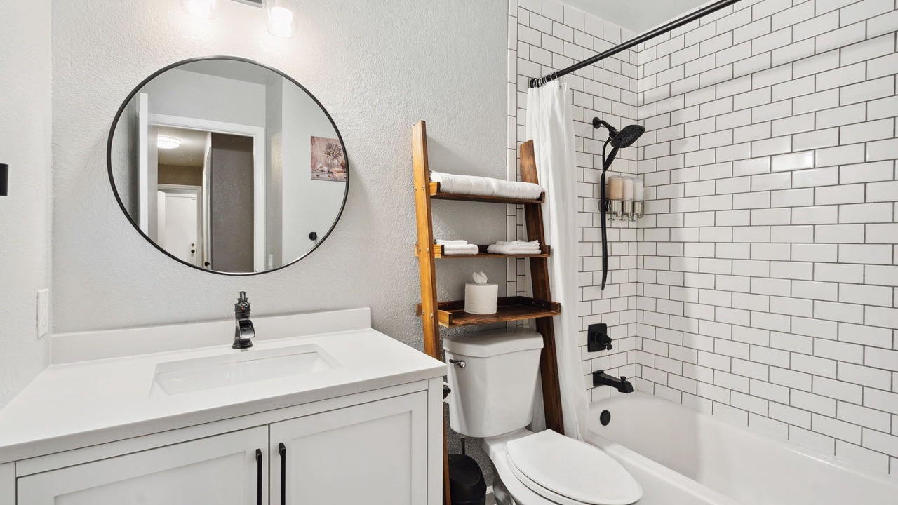 Photo of Bathroom in South Natomas