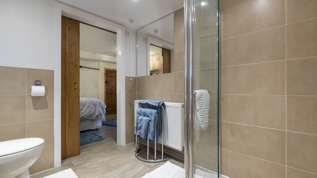 Photo of Others in Leek