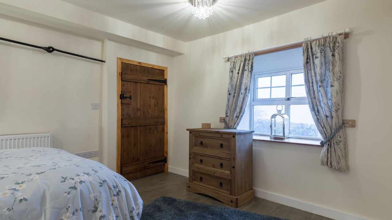 Photo of Others in Leek