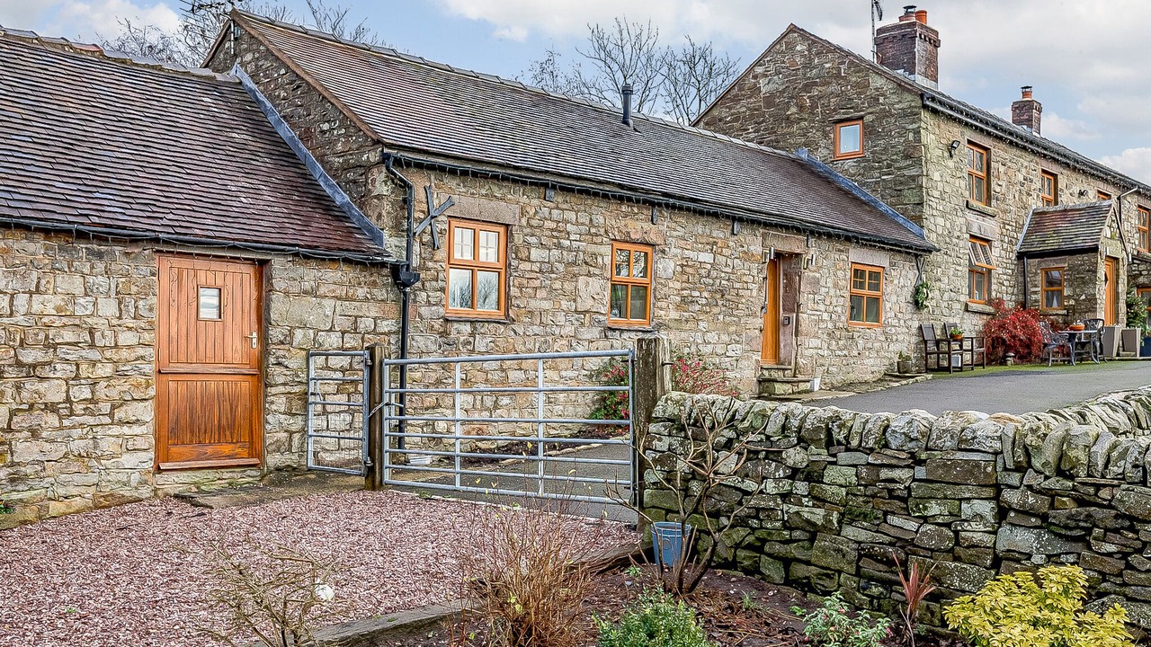 Photo of Others in Leek