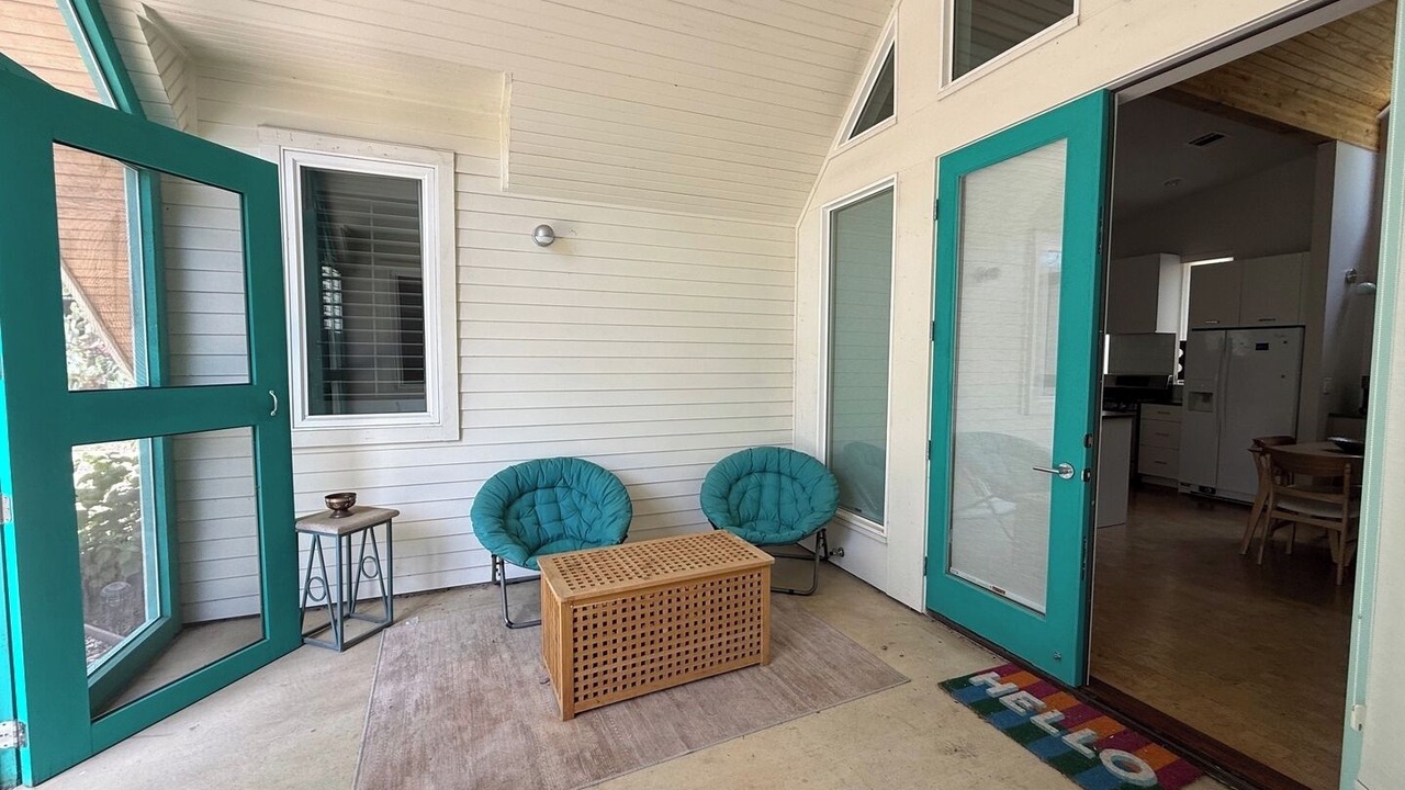 Photo of Outdoor in Cherrywood