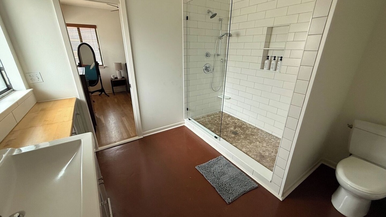 Photo of Bathroom in Cherrywood