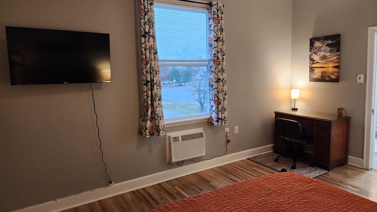 Photo of Bedroom in Downtown