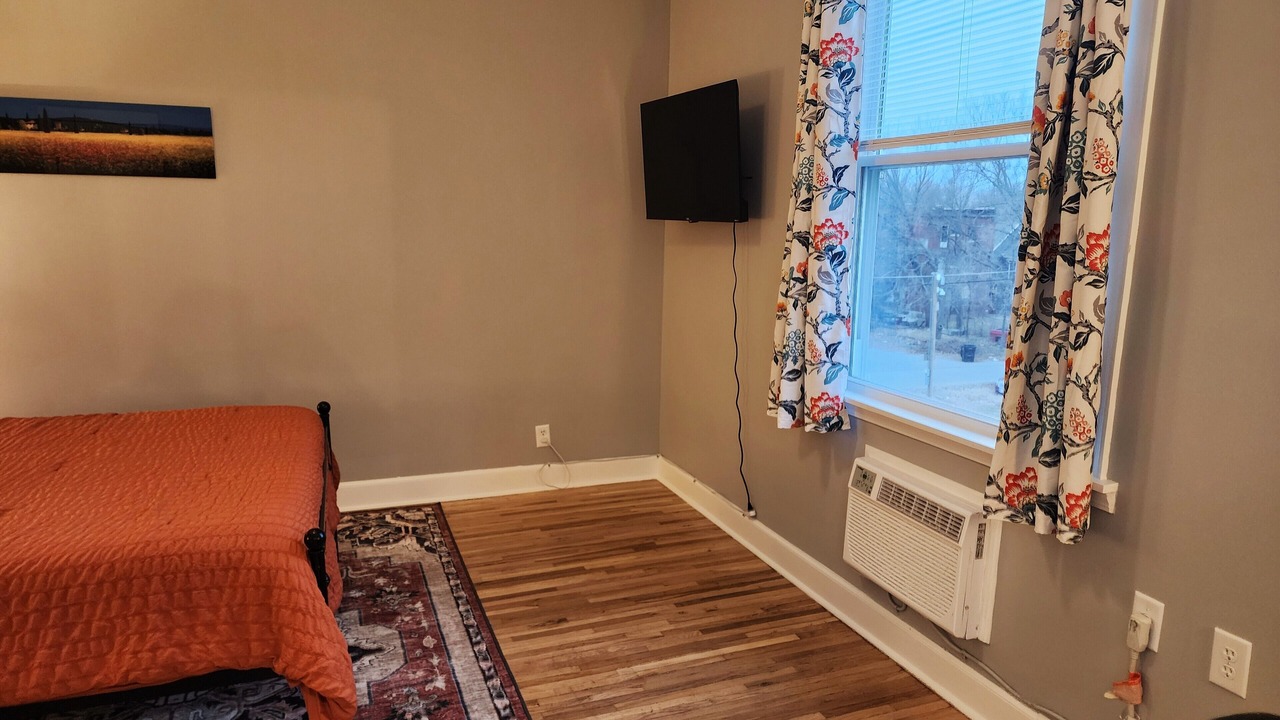 Photo of Bedroom in Downtown