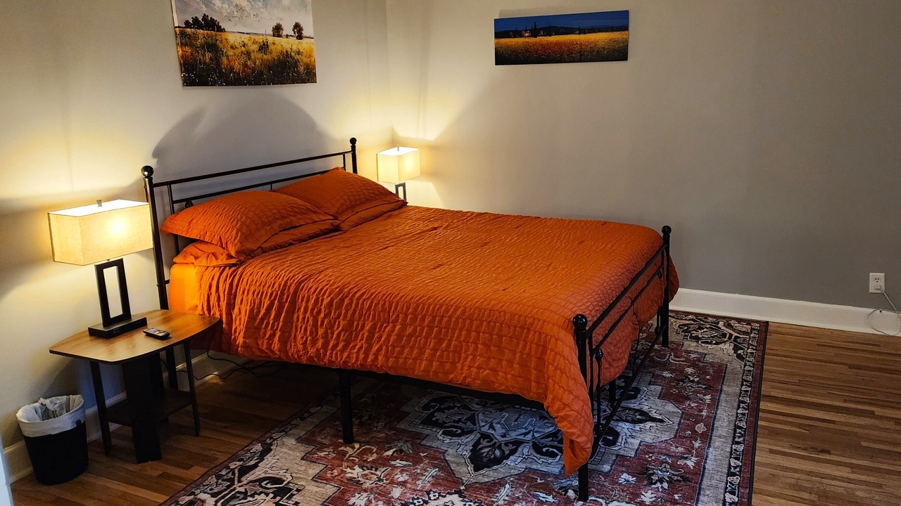 Photo of Bedroom in Downtown