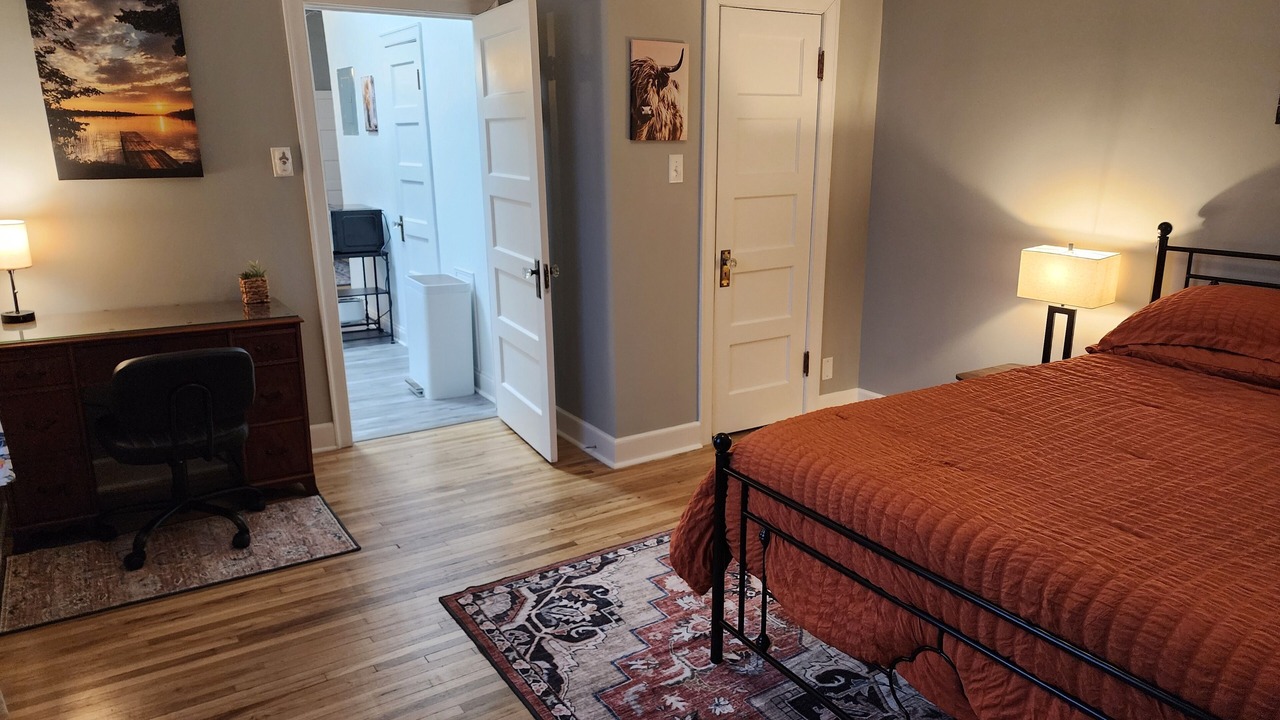 Photo of Bedroom in Downtown