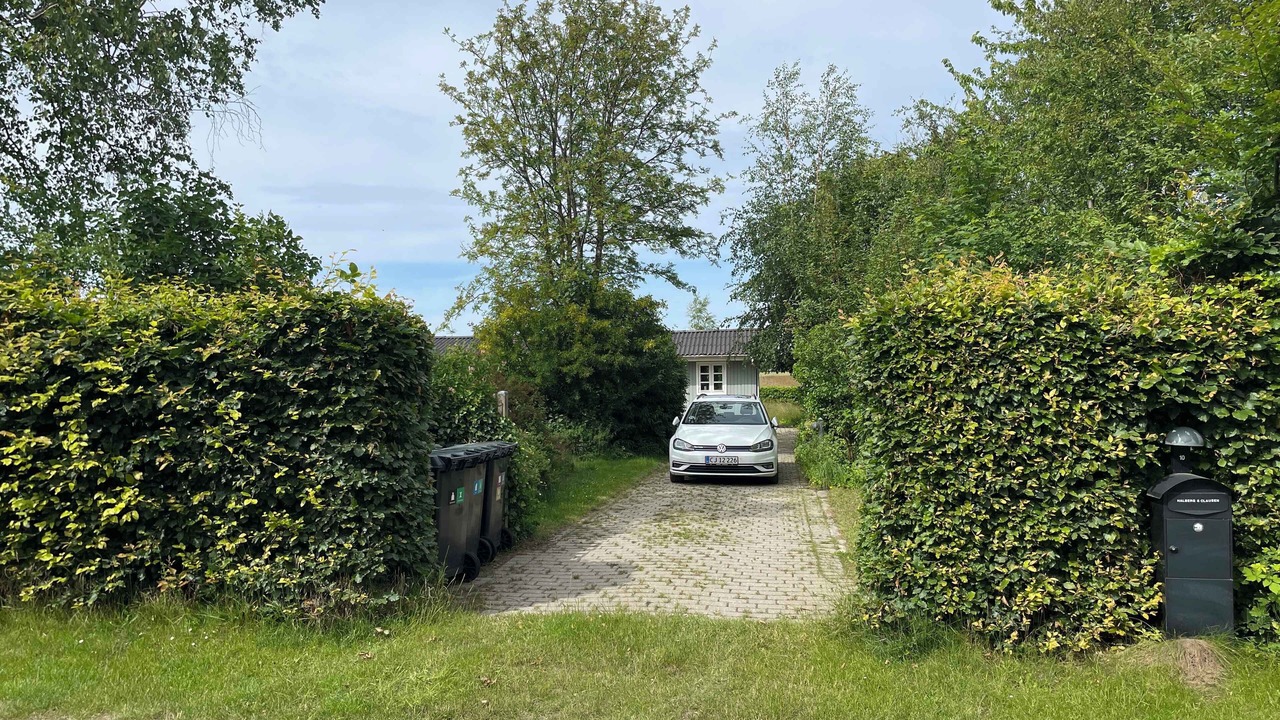 Photo of Others in Or