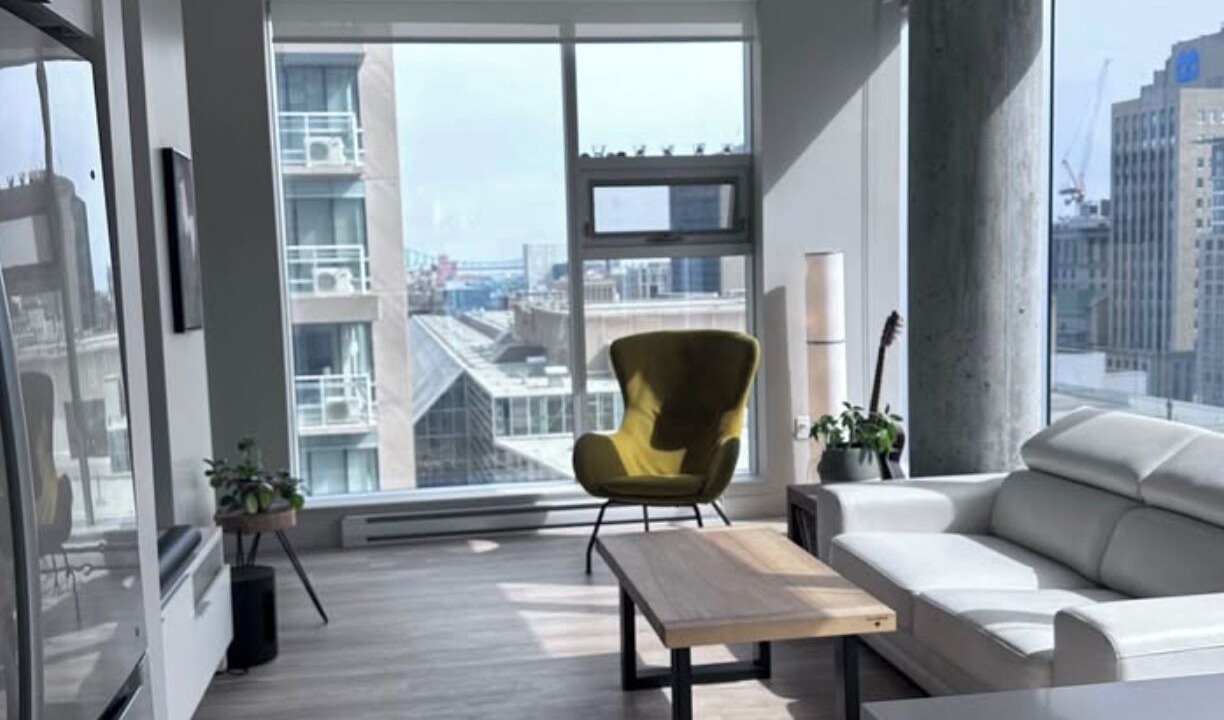 Photo of Livingroom in International District