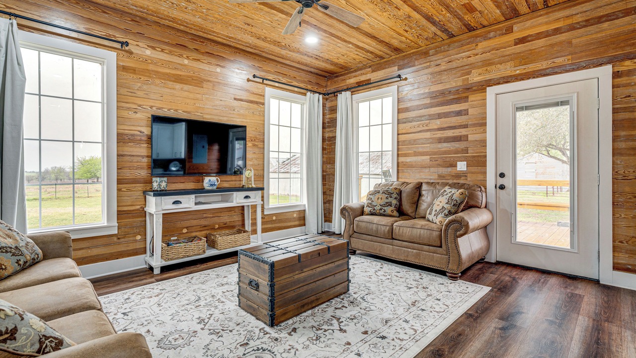 Photo of Livingroom in Schulenburg