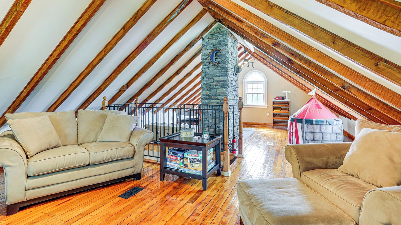 Photo of Livingroom in Sparrow Bush