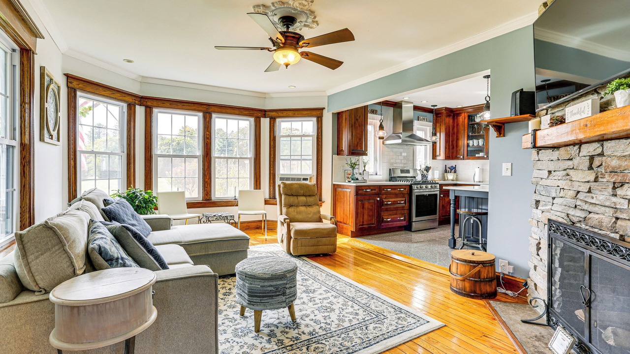 Photo of Livingroom in Sparrow Bush