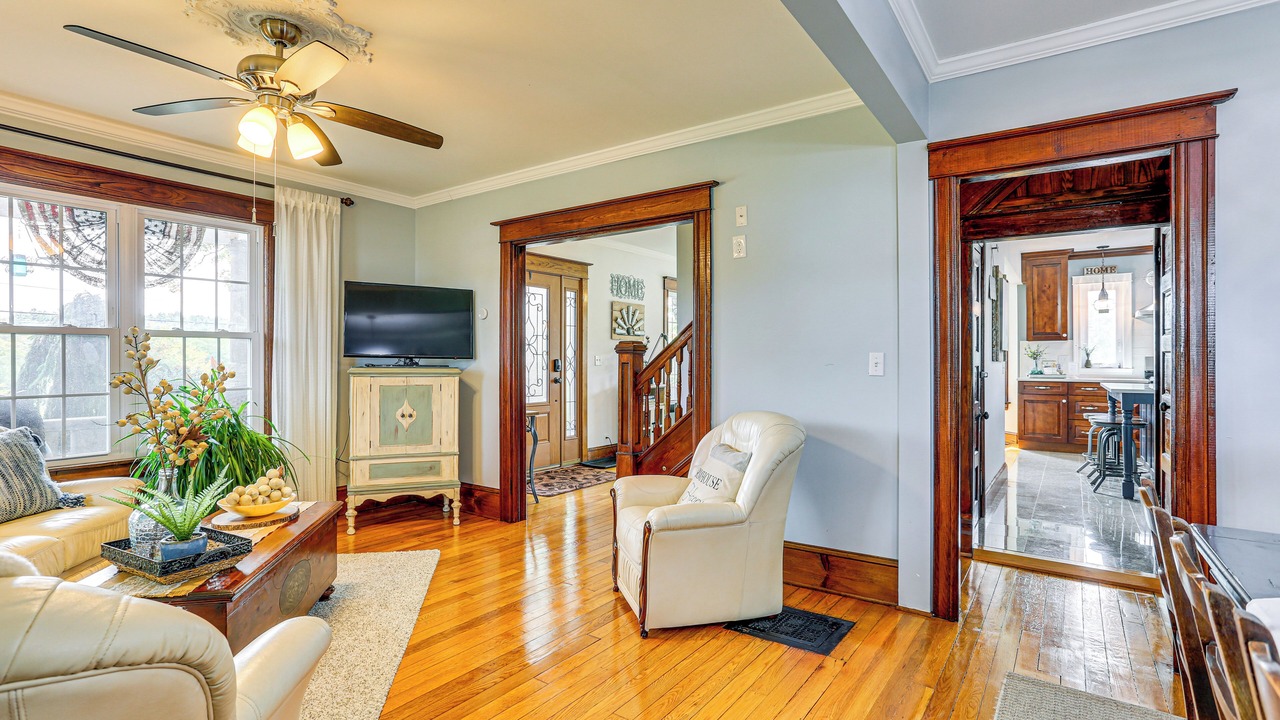 Photo of Livingroom in Sparrow Bush