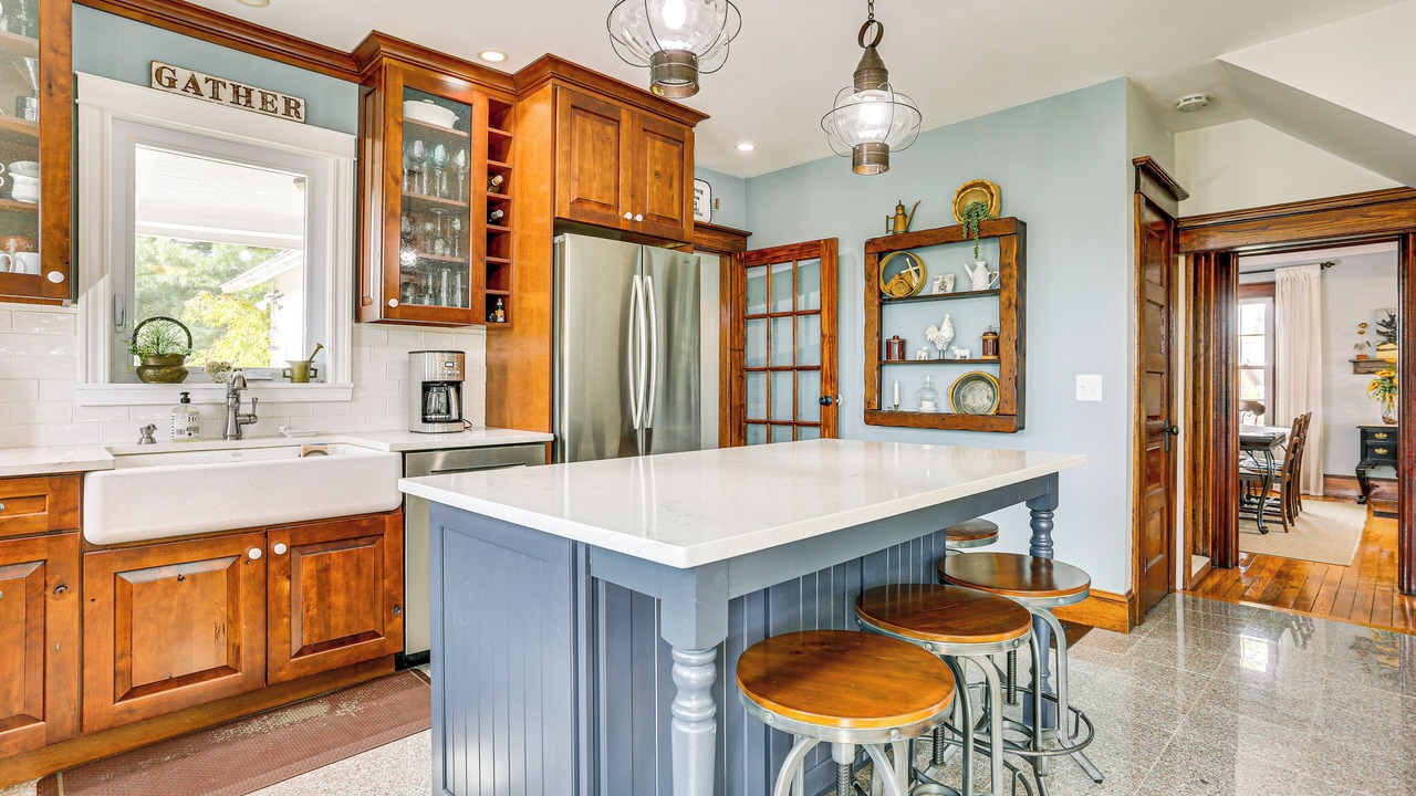 Photo of Others in Sparrow Bush