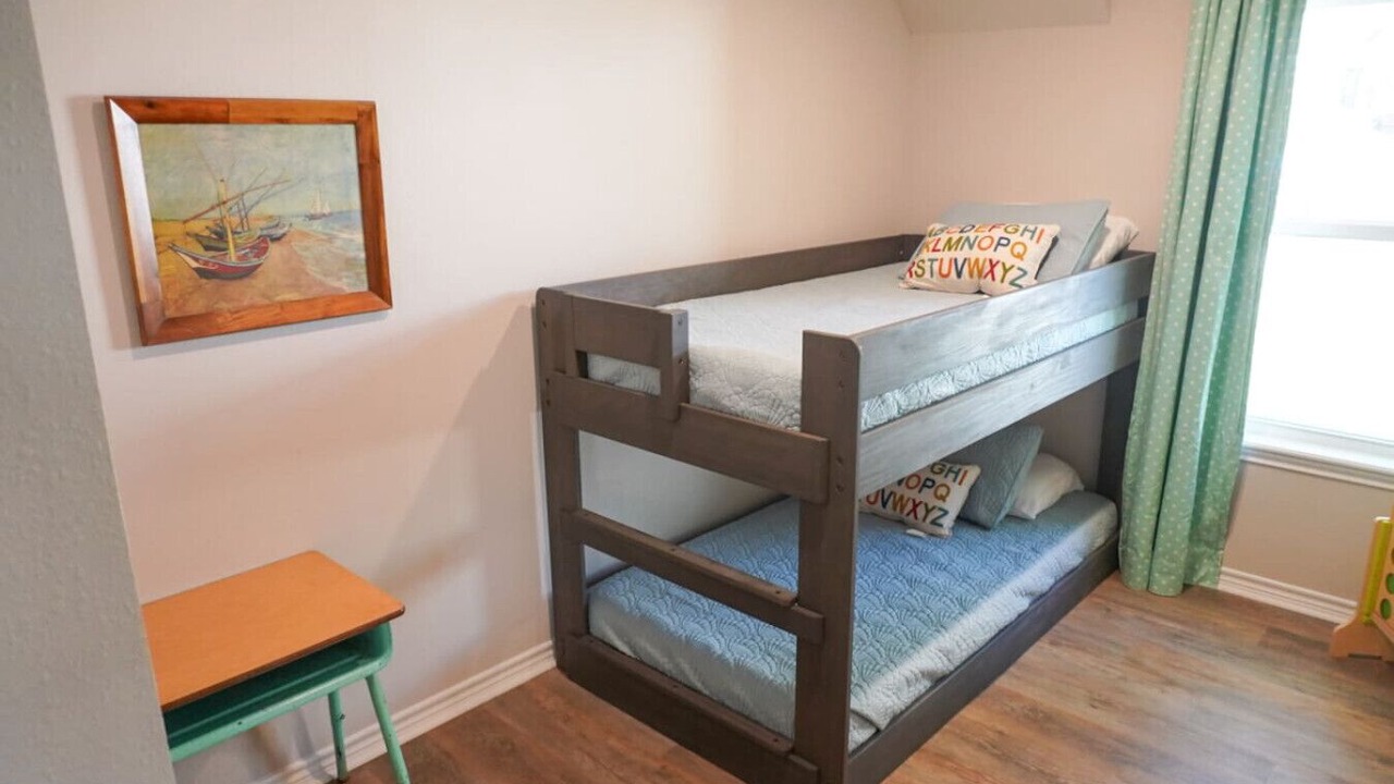 Photo of Bedroom in Oakhurst