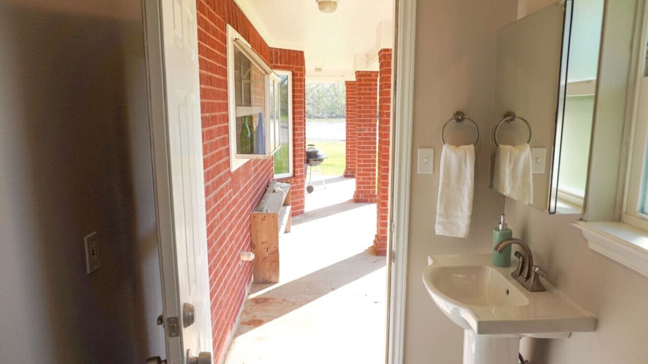 Photo of Bathroom in Oakhurst
