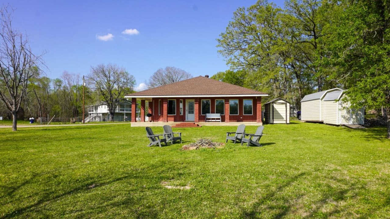 Photo of Outdoor in Oakhurst