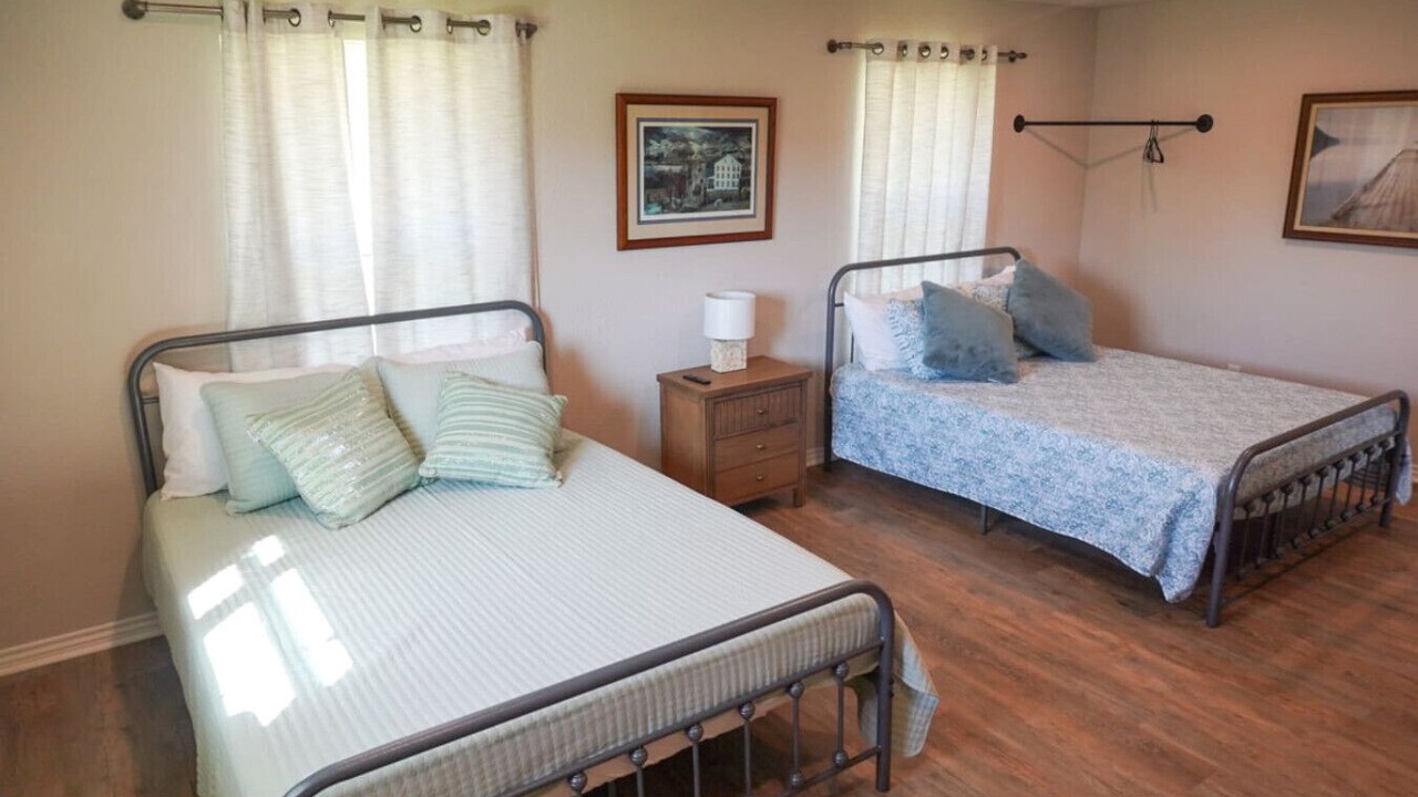 Photo of Bedroom in Oakhurst