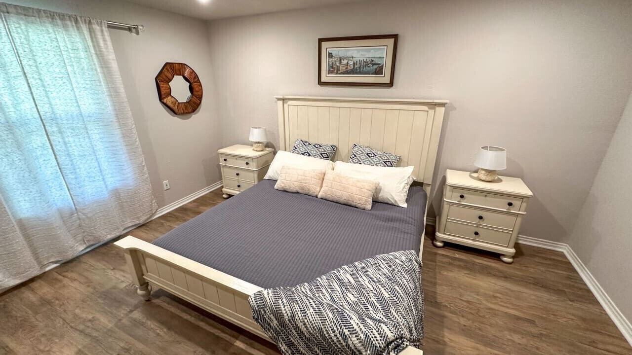 Photo of Bedroom in Oakhurst