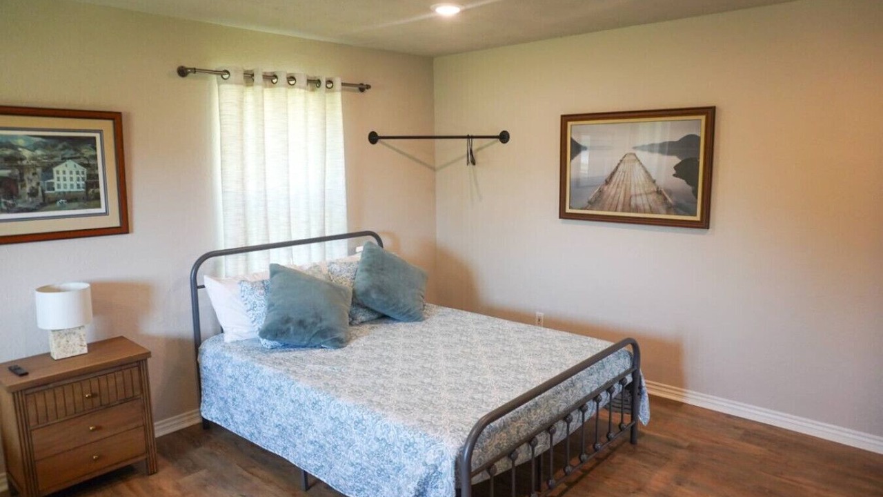 Photo of Bedroom in Oakhurst