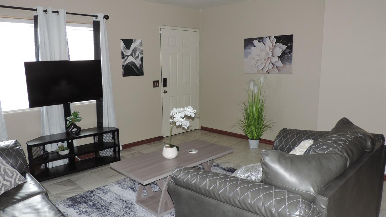 Photo of Livingroom in Central Oklahoma City