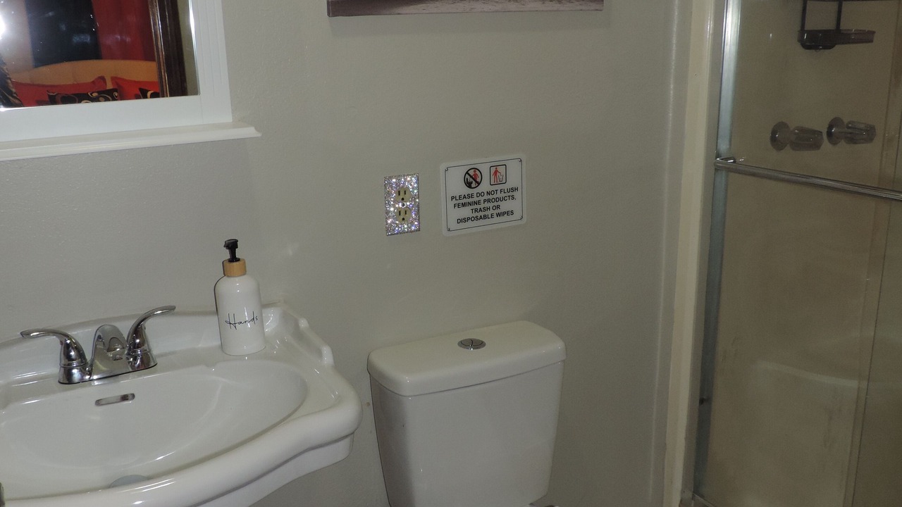 Photo of Bathroom in Central Oklahoma City