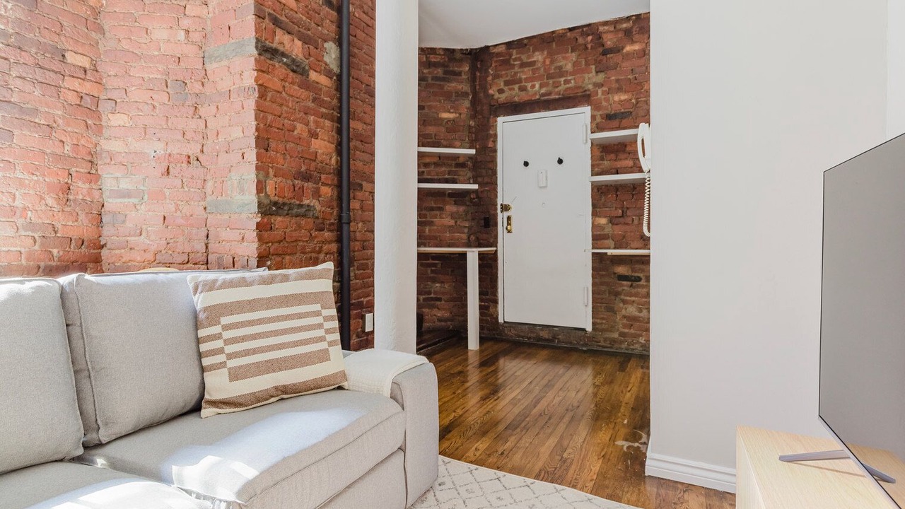 Photo of Livingroom in SoHo