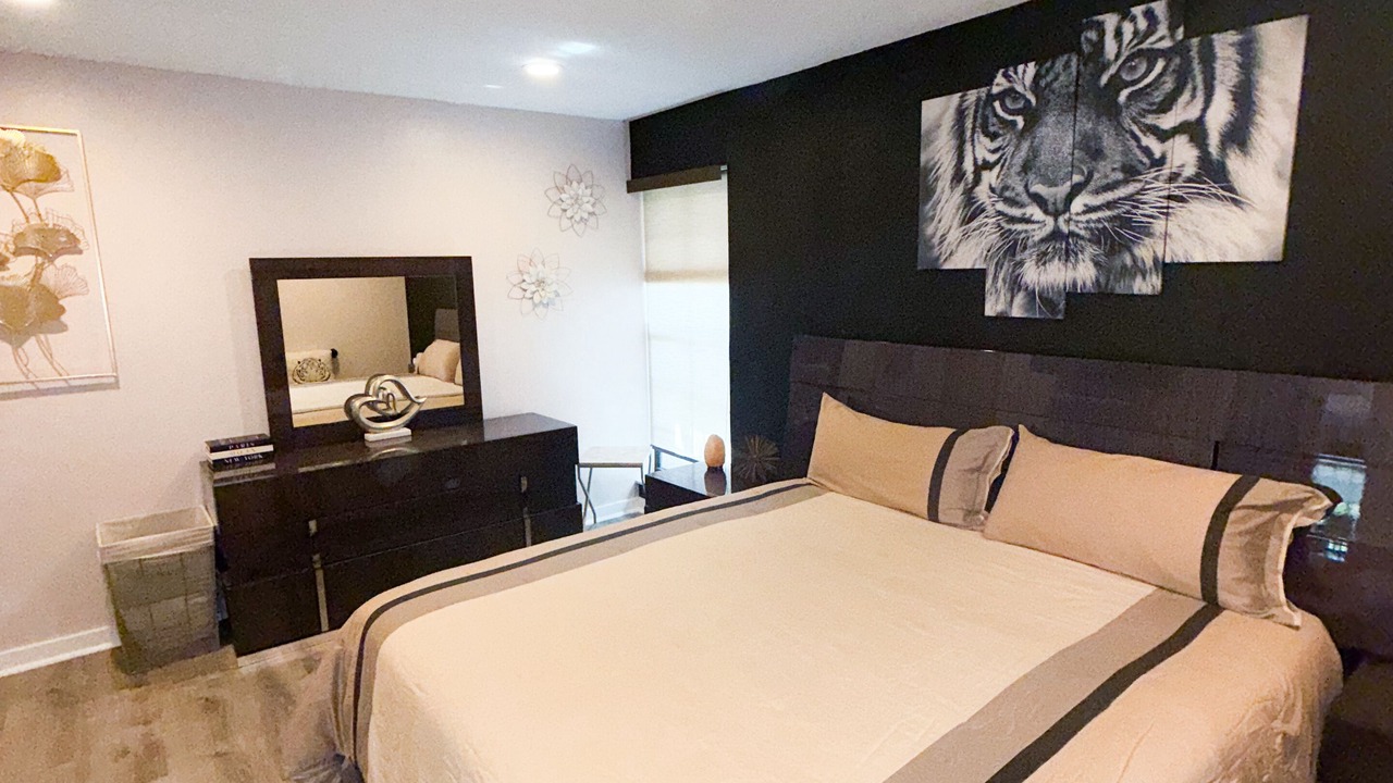 Photo of Bedroom in Cooper City
