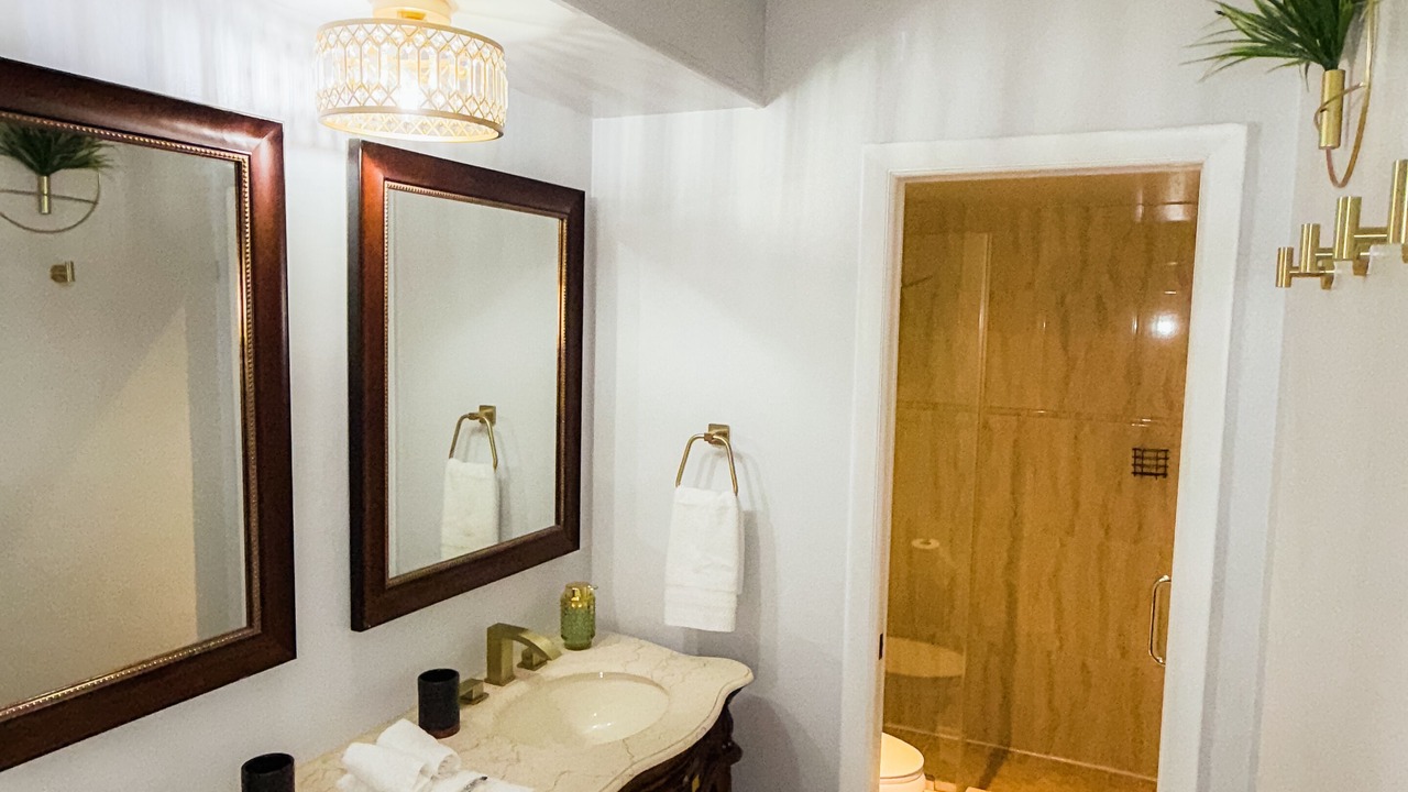 Photo of Bathroom in Cooper City