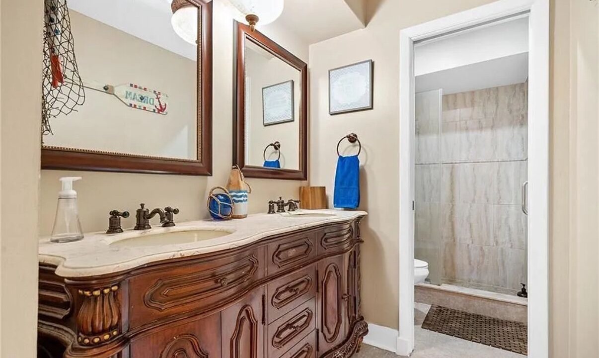 Photo of Bathroom in Cooper City