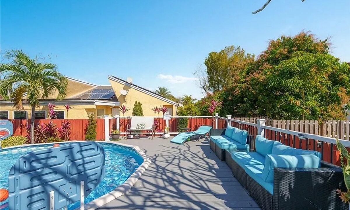 Photo of Patio Balcony in Cooper City