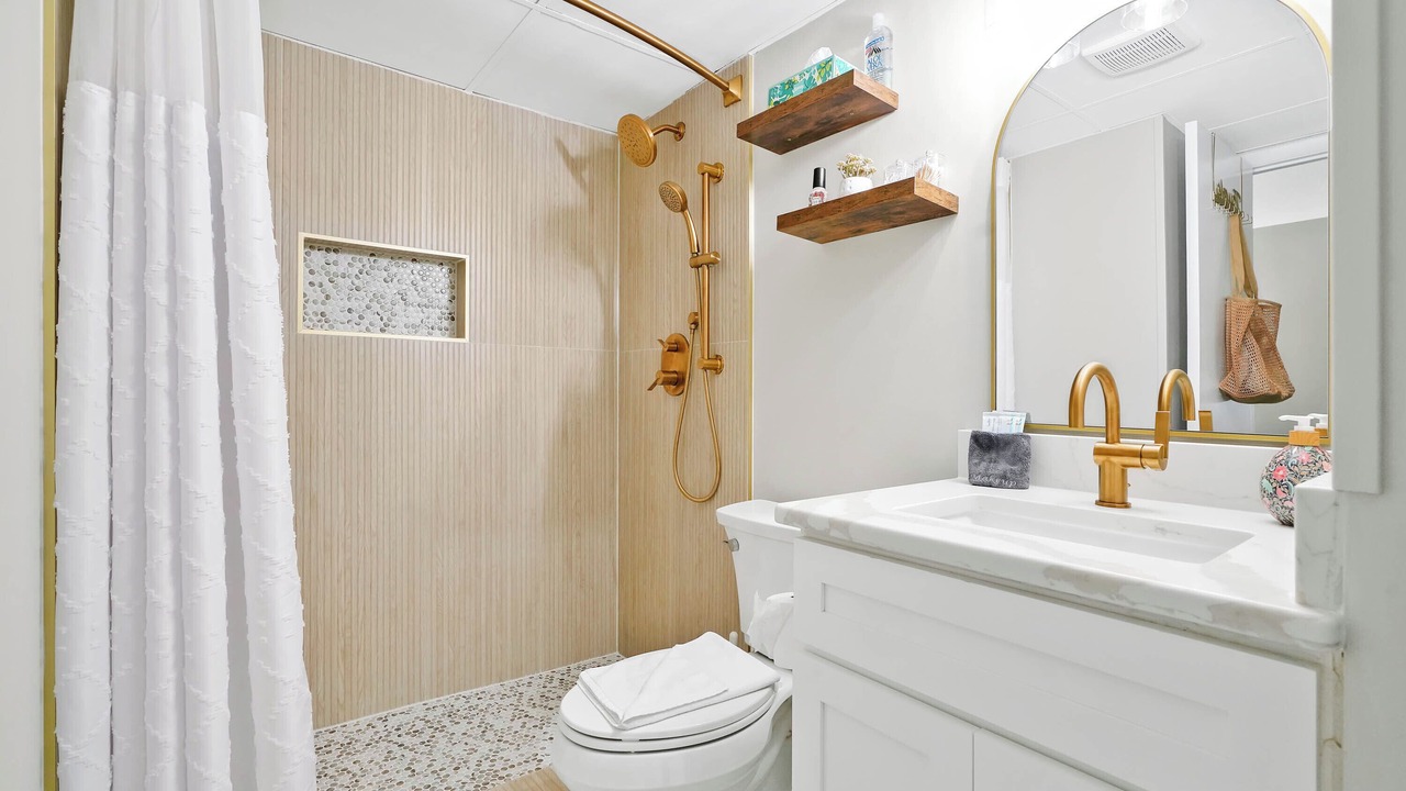 Photo of Bathroom in Carolina Beach