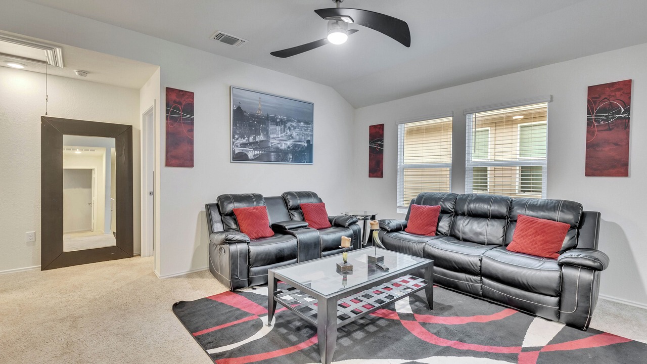 Photo of Livingroom in Manor