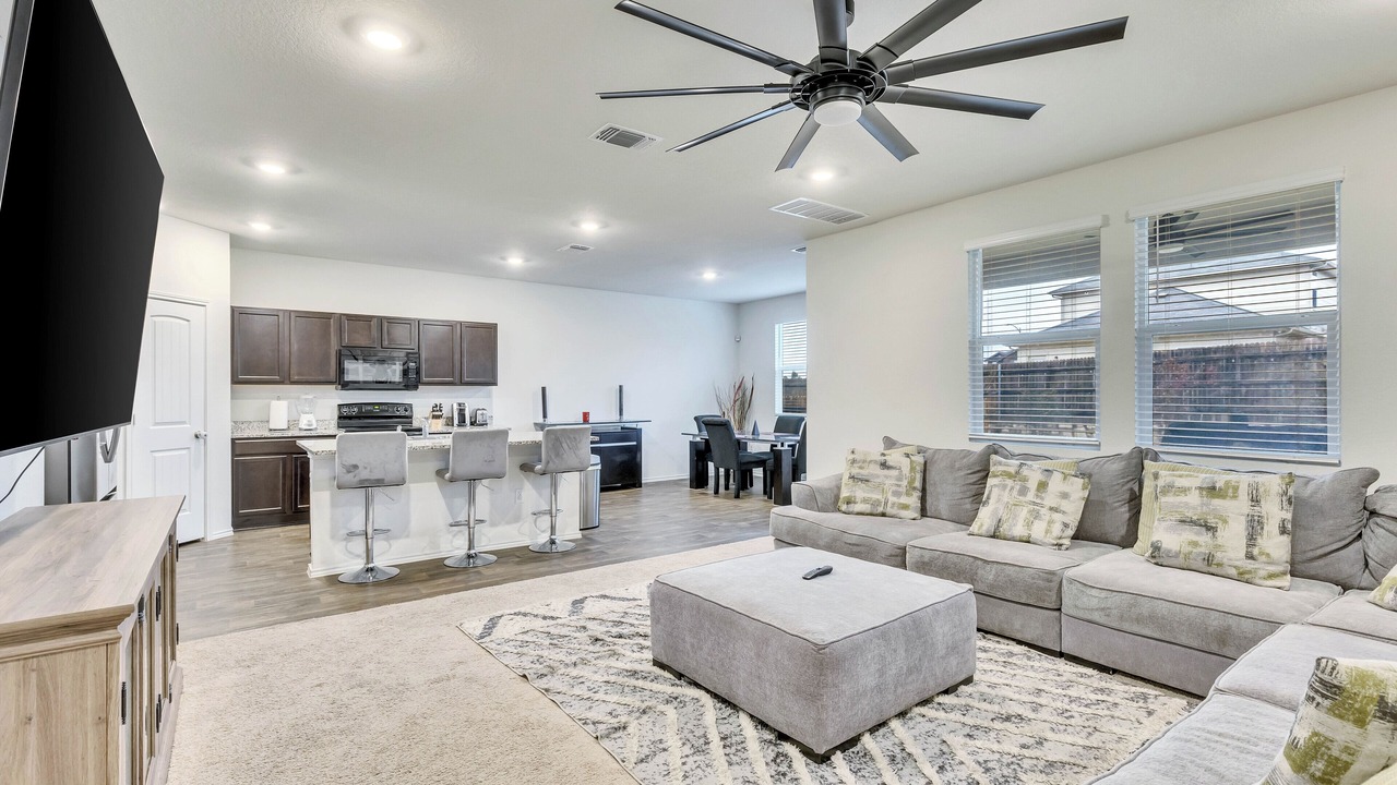 Photo of Livingroom in Manor