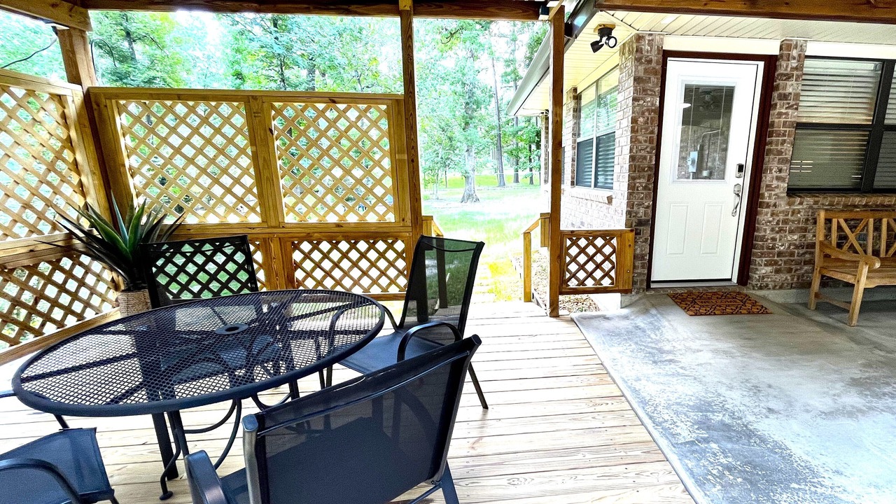 Photo of Outdoor in Woodville