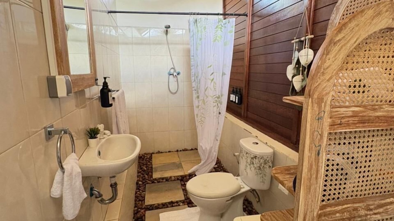 Photo of Bathroom in Jungut Batu