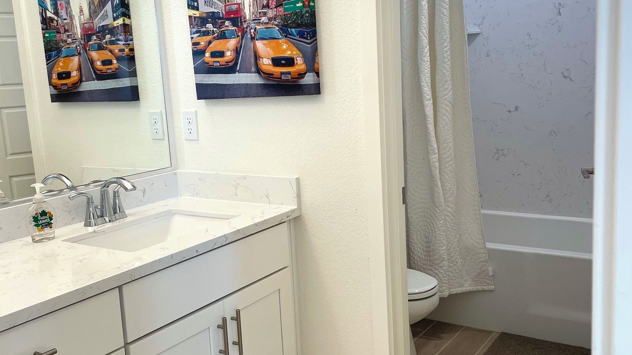 Photo of Bathroom in Woodland