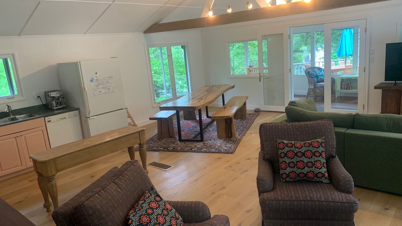 Photo of Livingroom in Frontenac