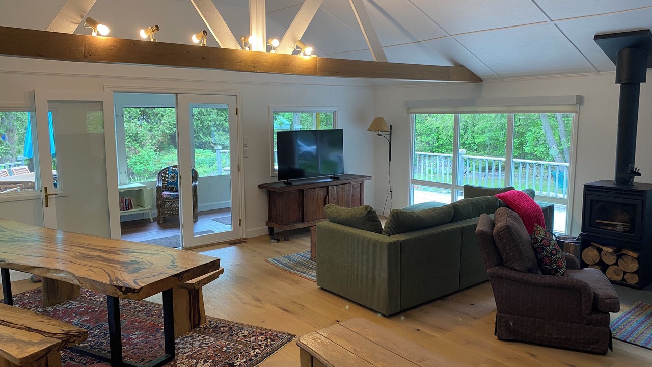 Photo of Livingroom in Frontenac