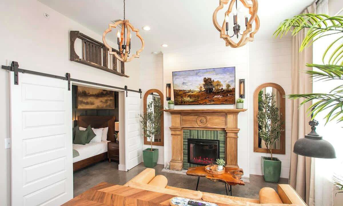 Photo of Livingroom in The Nations
