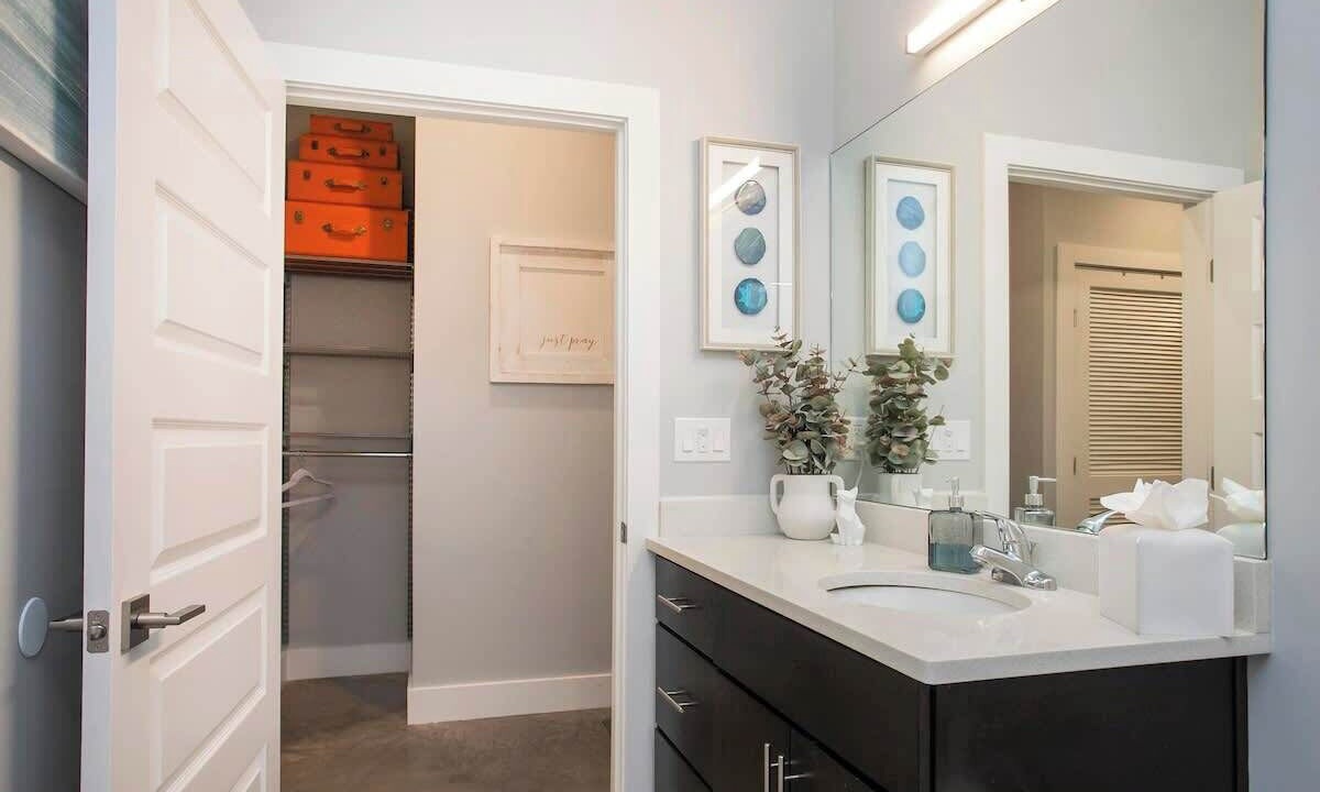 Photo of Bathroom in The Nations