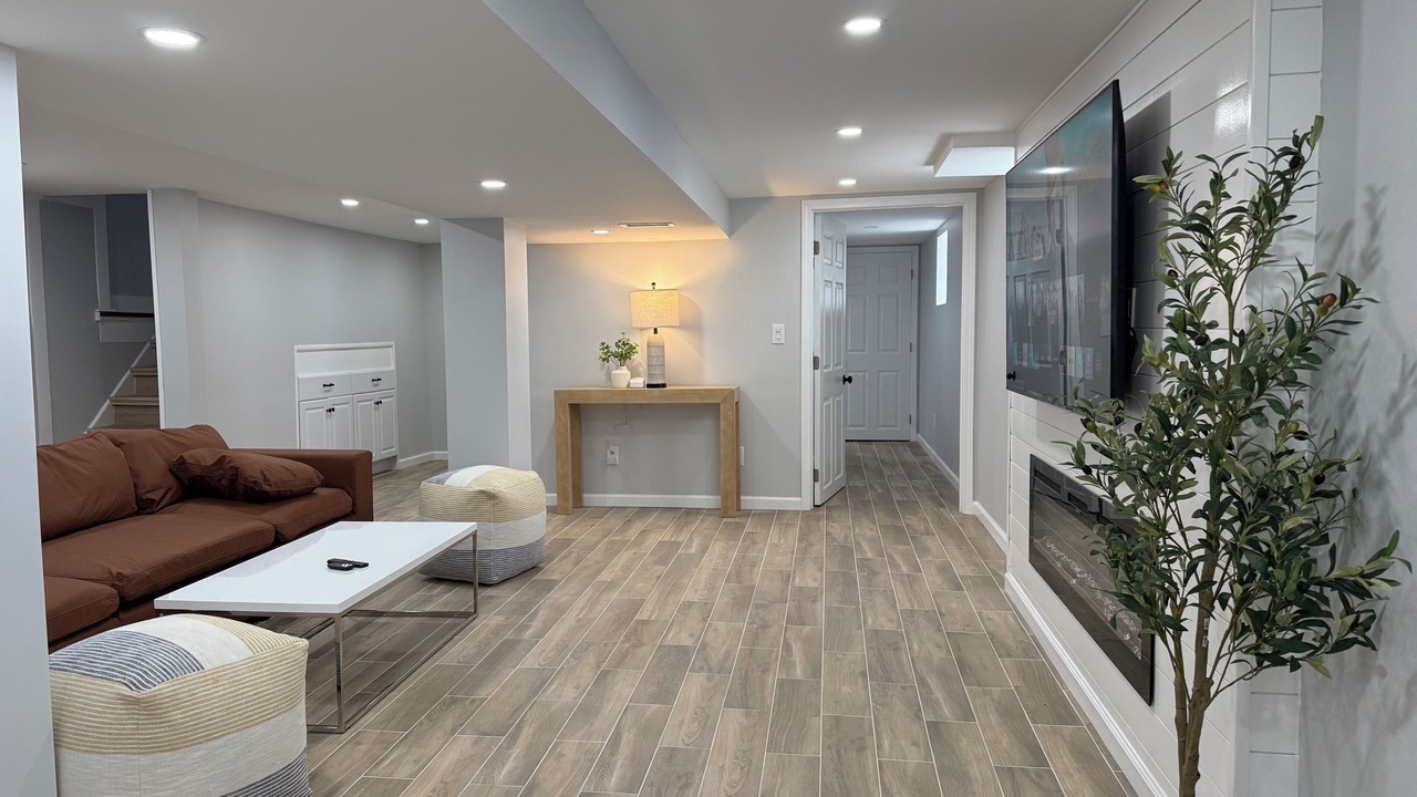 Photo of Livingroom in Tonawanda