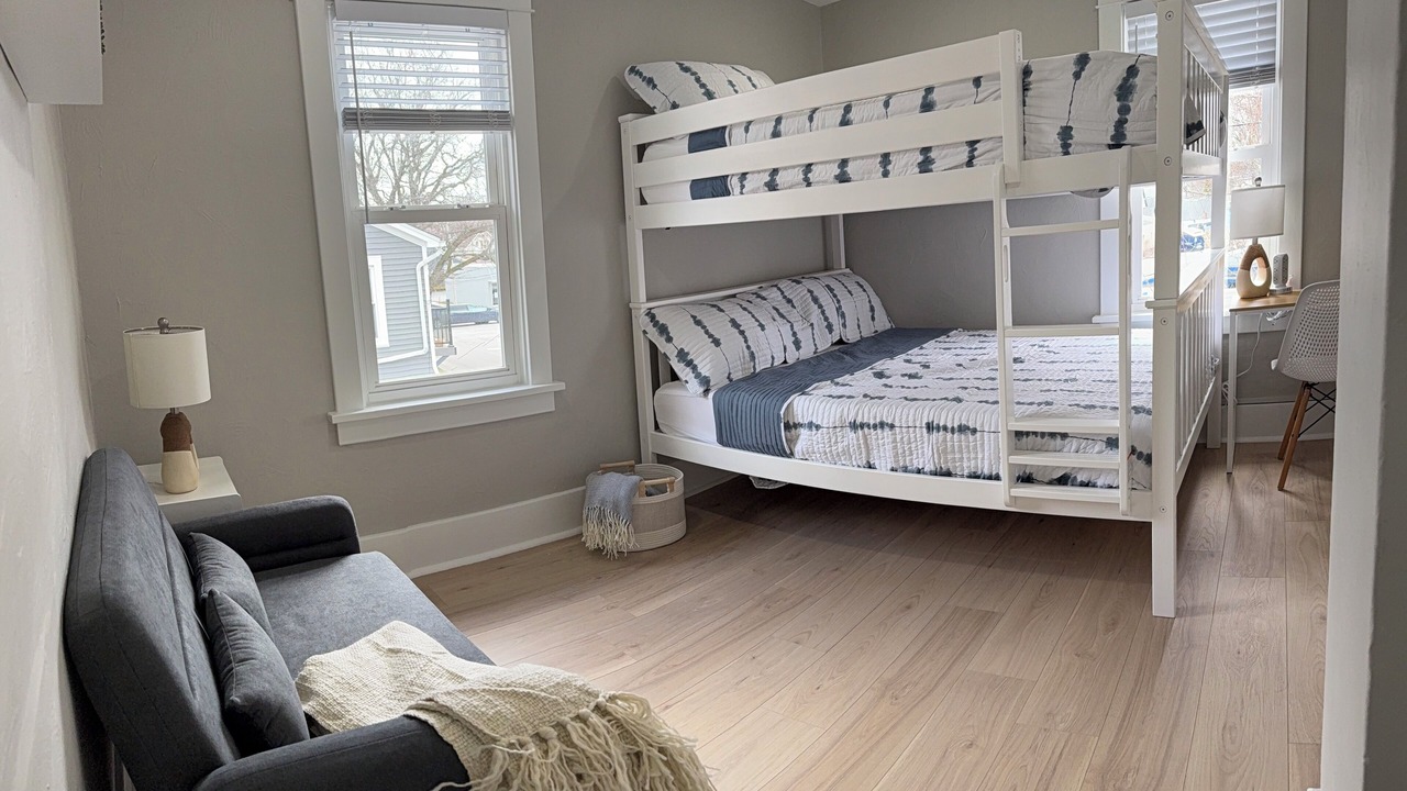 Photo of Bedroom in Tonawanda