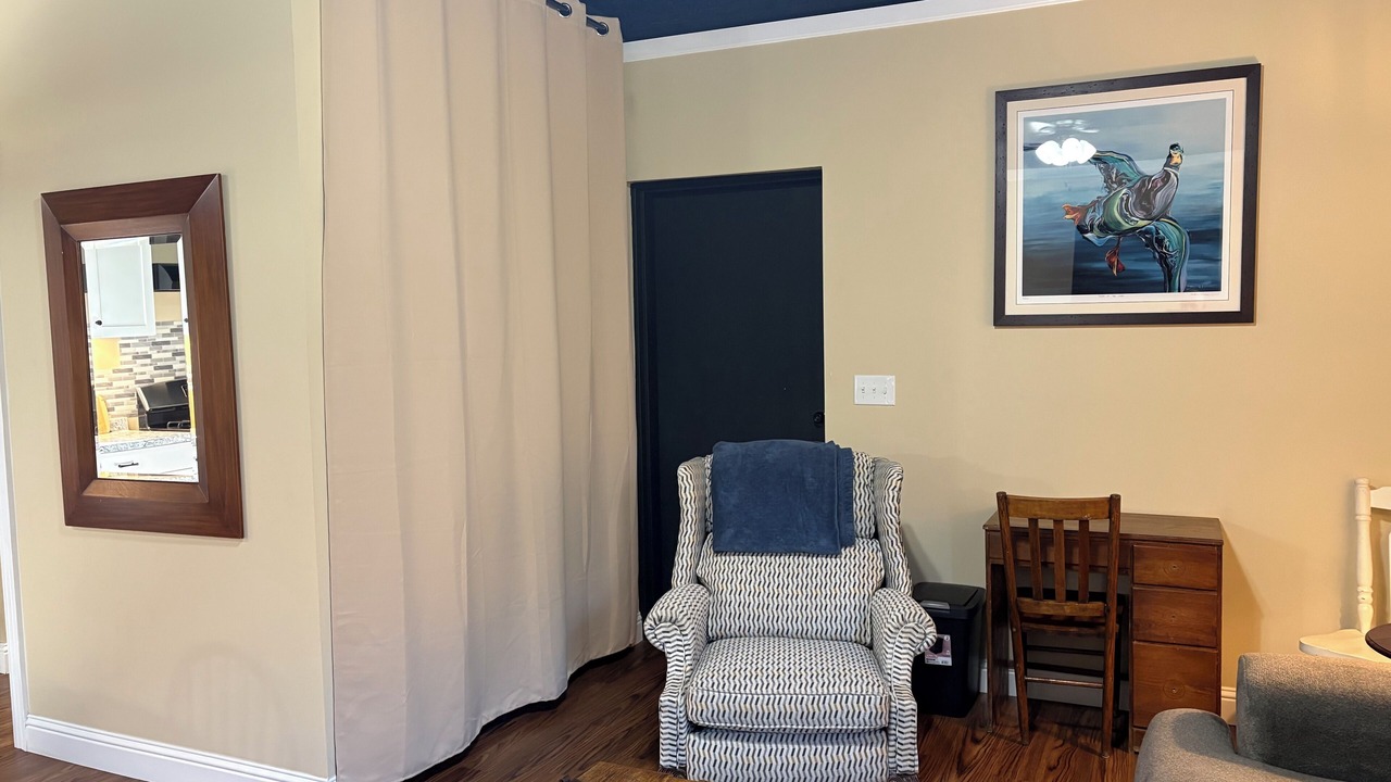 Photo of Livingroom in Milton