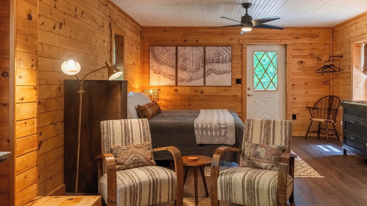 Photo of Bedroom in Lake Lure