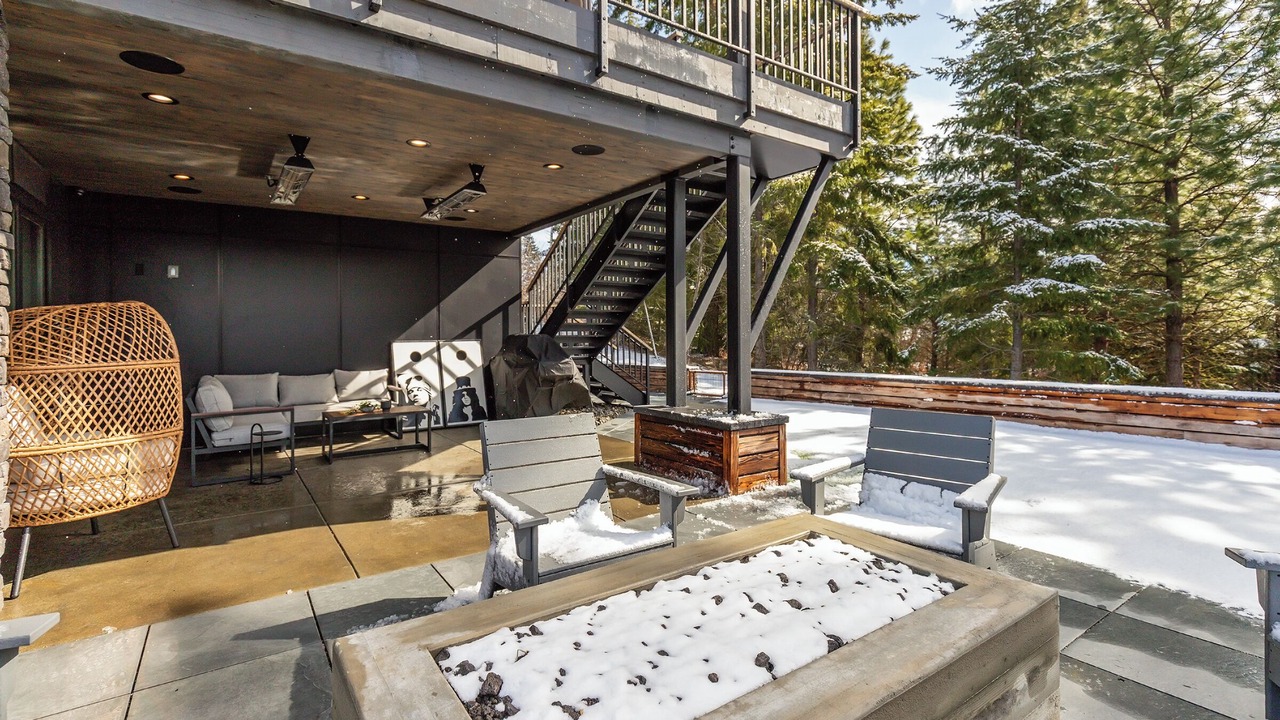 Photo of Patio Balcony in Roslyn