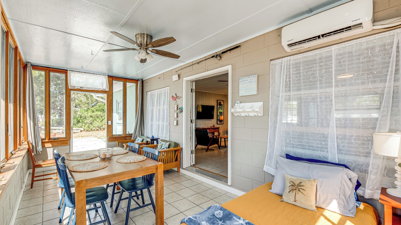 Photo of Bedroom in Panacea