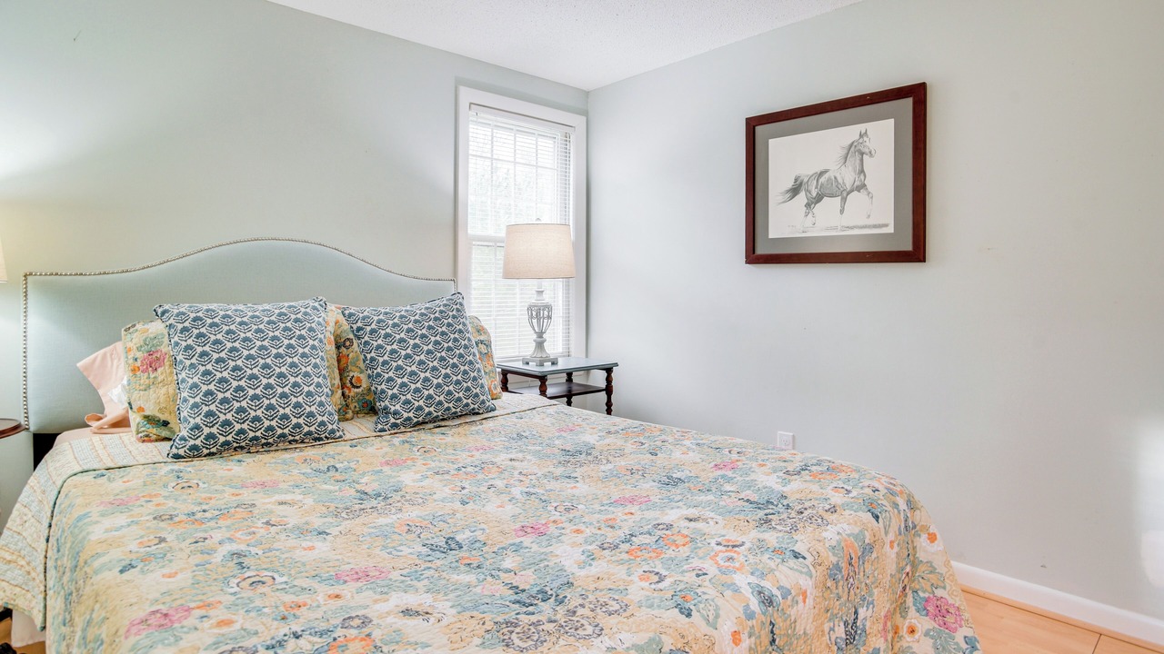 Photo of Bedroom in Mashpee