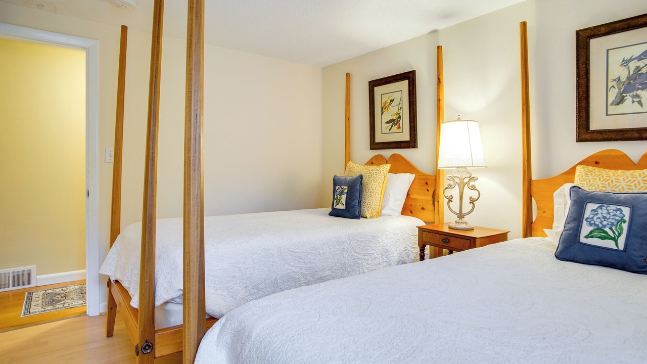 Photo of Bedroom in Mashpee