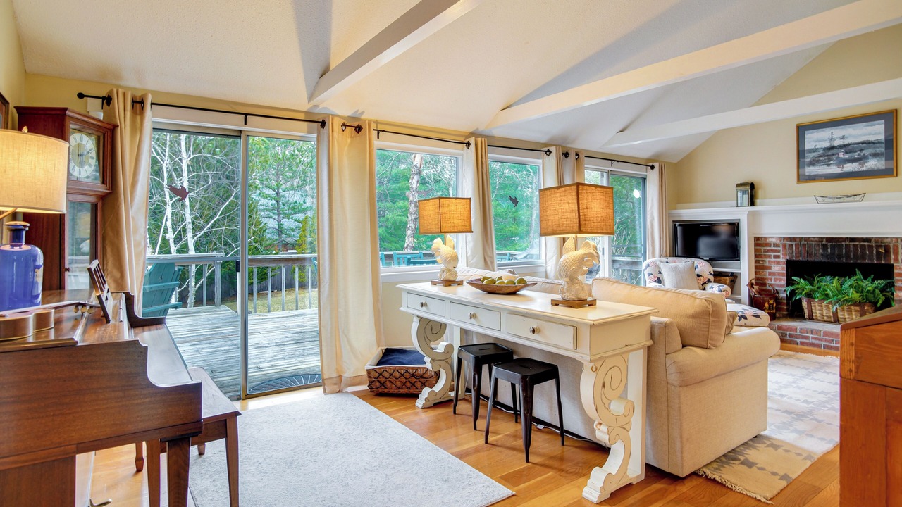 Photo of Bedroom in Mashpee