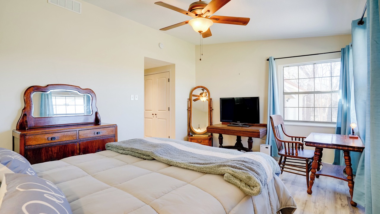 Photo of Bedroom in Dennis
